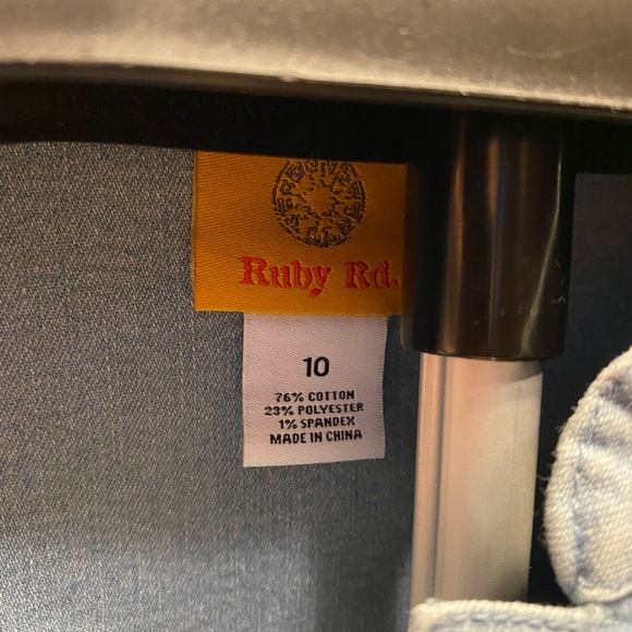 EUC Ruby Rd. Denim jacket. Size 10. - Picture 3 of 8